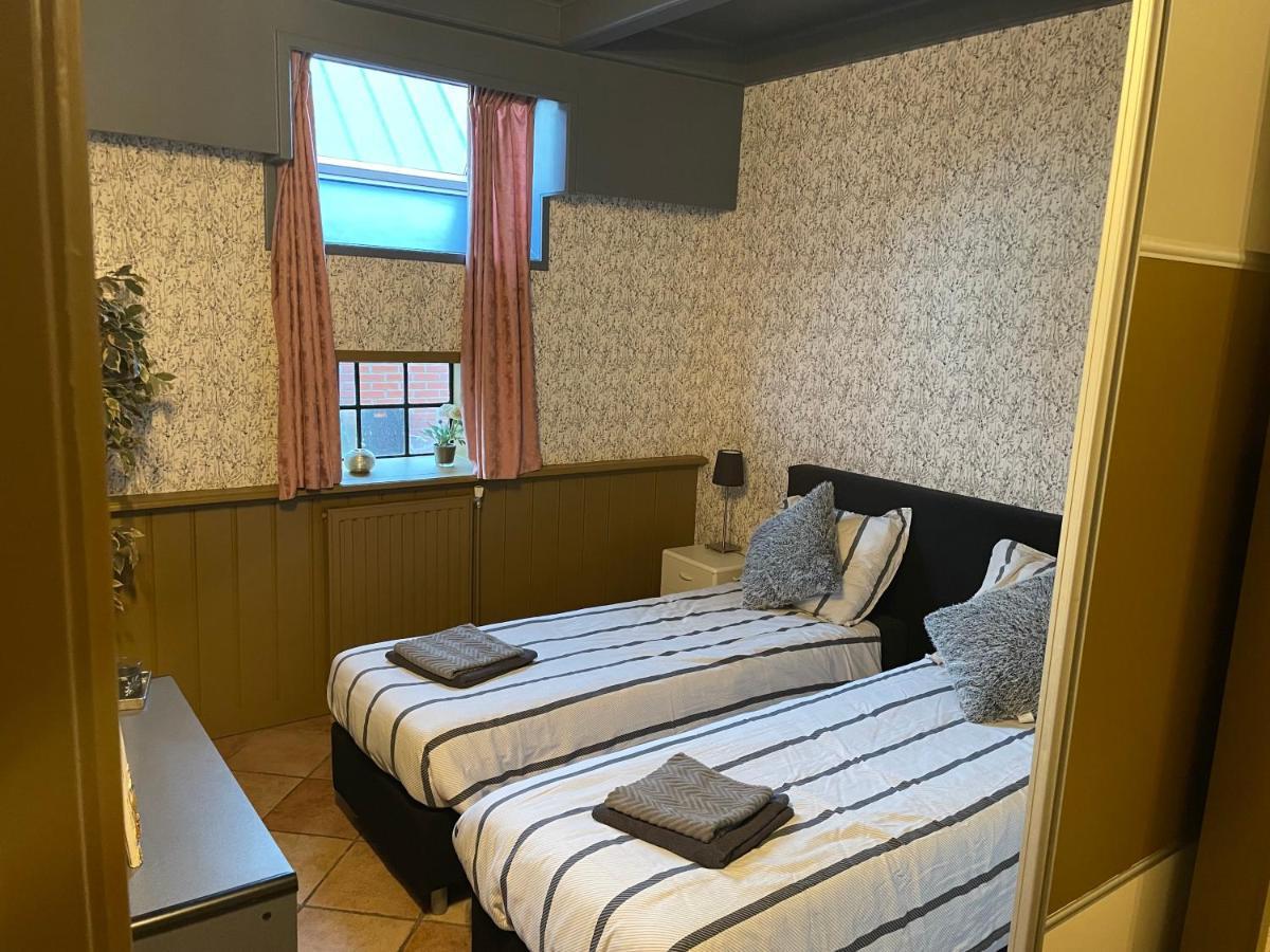 B&B Herberg Foestrum Westergeest Esterno foto