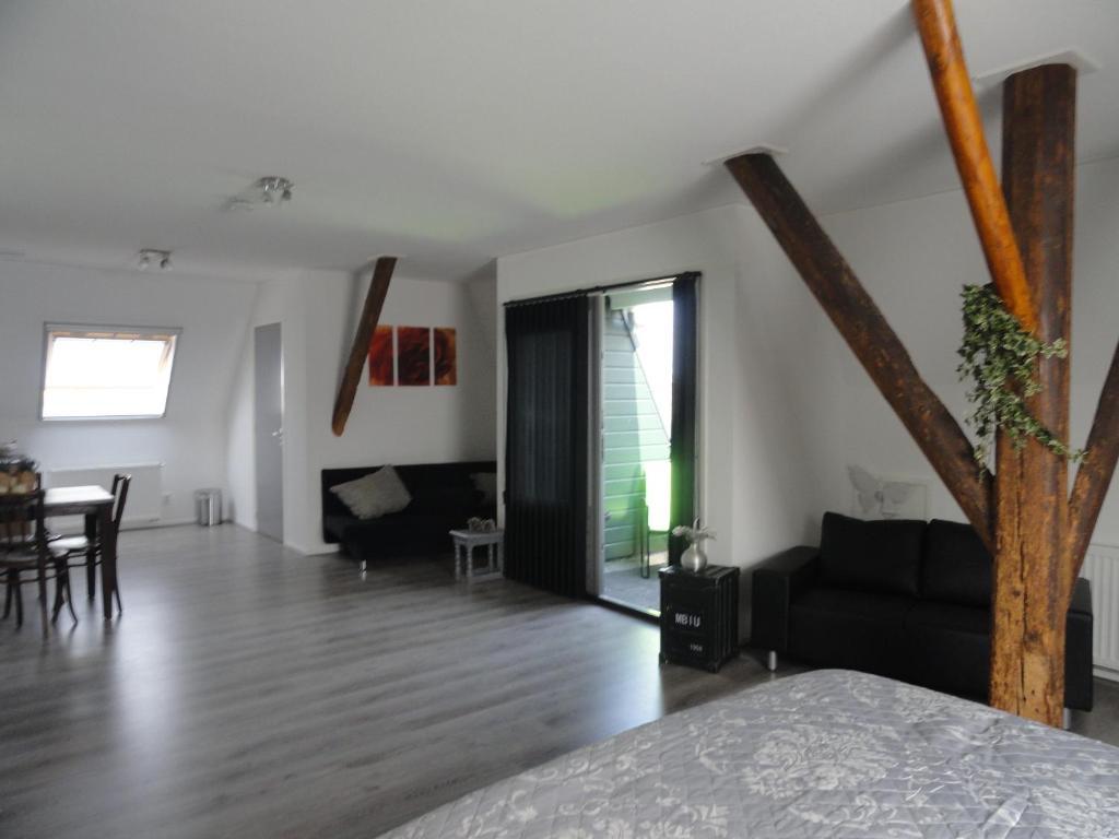 B&B Herberg Foestrum Westergeest Esterno foto